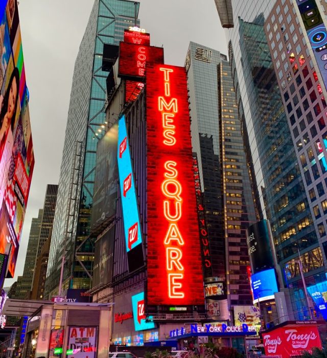 Times-Square-New-york-1